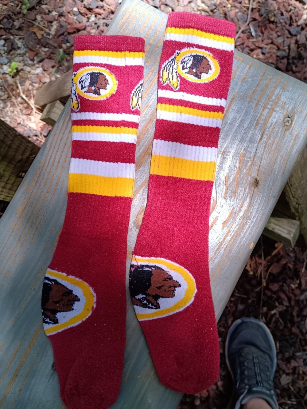 Washington Redskins Socks - Picture 2 of 5